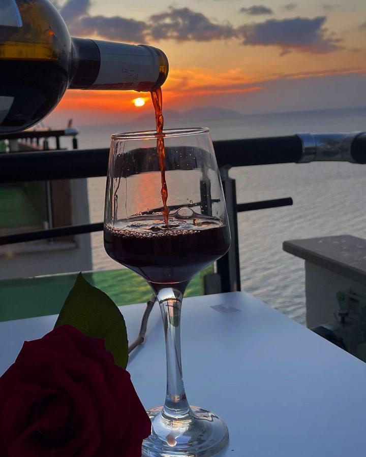 The Blue Horizon Hotel Radhime Ngoại thất bức ảnh
